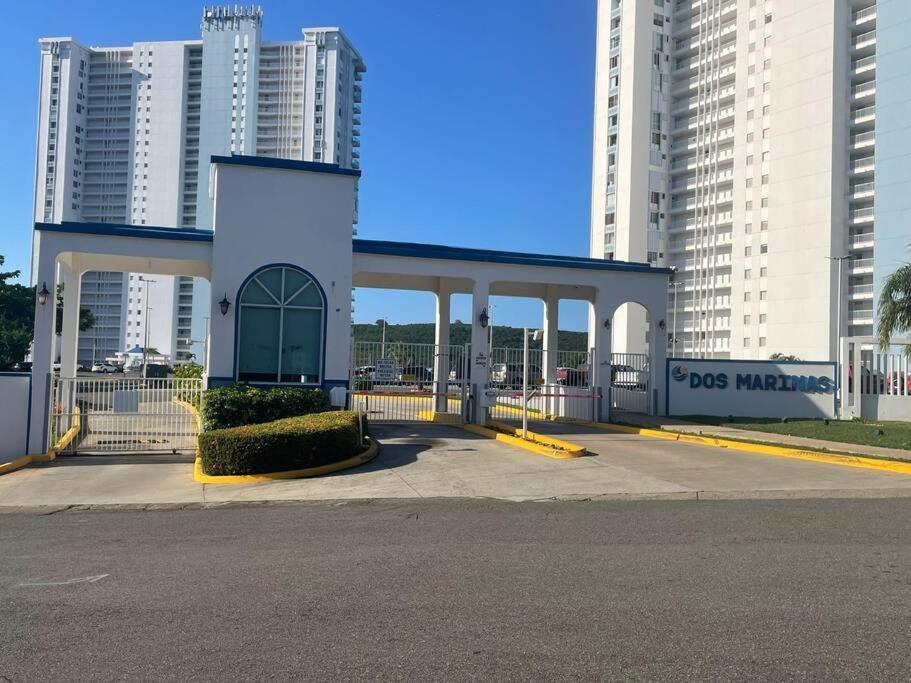 Ocean View 2 Bed 1 Bath 2 Parkings & Pool @ Dos Marinas Fajardo Apartment ภายนอก รูปภาพ